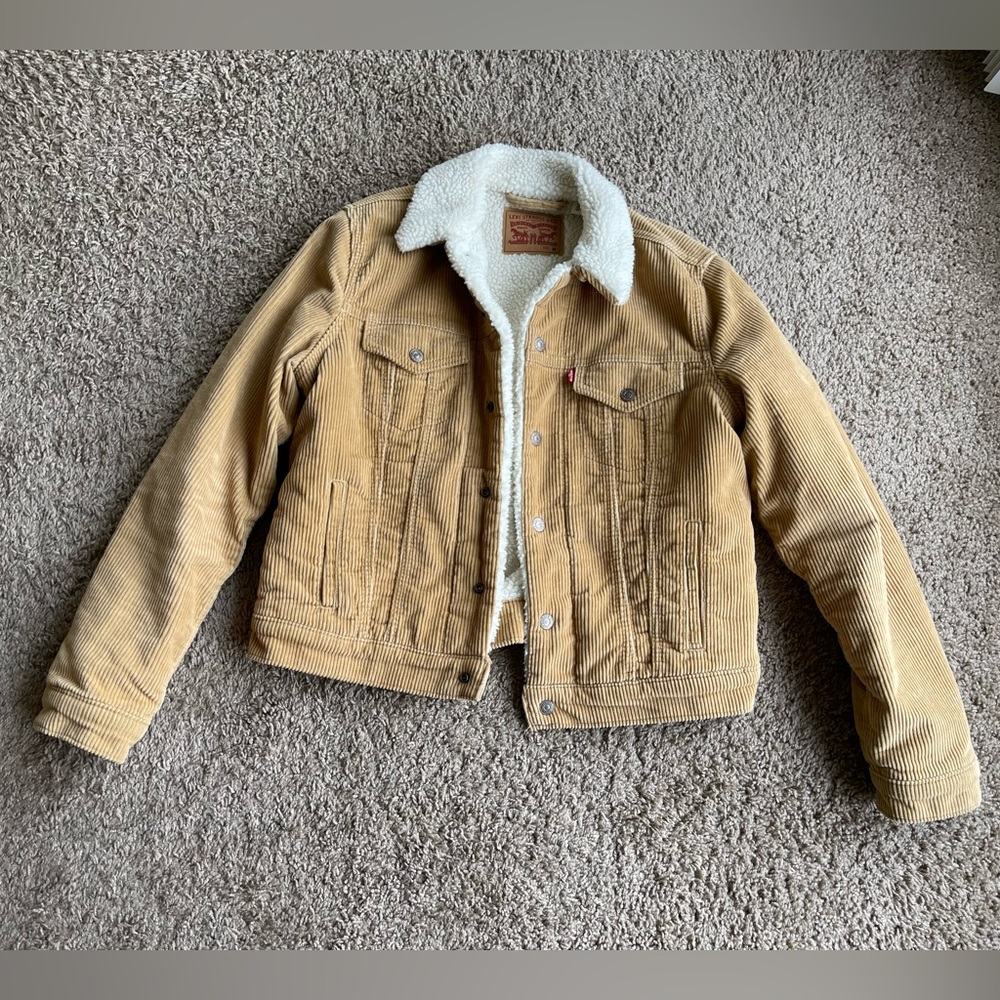 Levi’s Corduroy Jacket Sherpa Lined Tan / camel color size M women’s NWOT